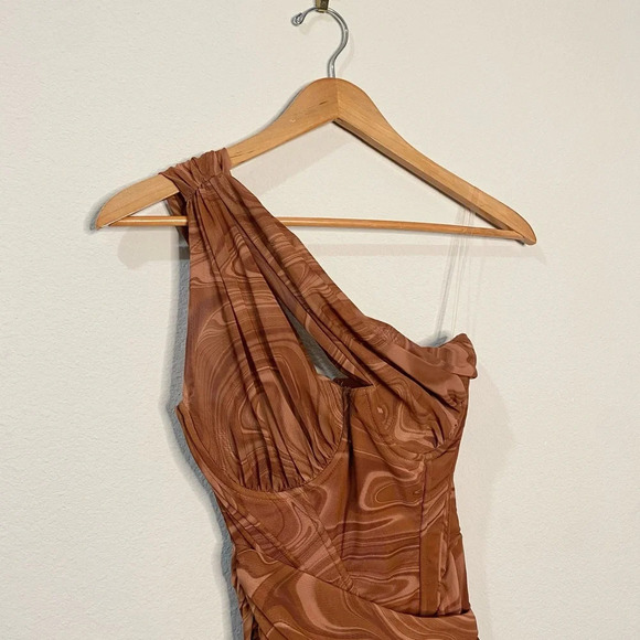 House of CB Clementine Swirl Print Cut Out Mini Dress - Picture 6 of 11